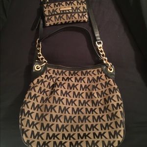 Used Authentic Michael Kors purse